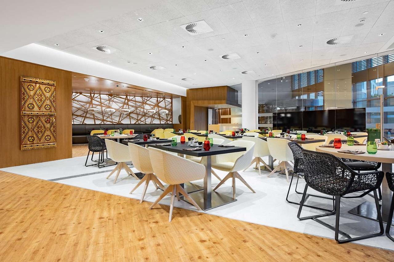Radisson Blu Hotel & Residence, Riyadh Diplomatic Quarter ภายนอก รูปภาพ