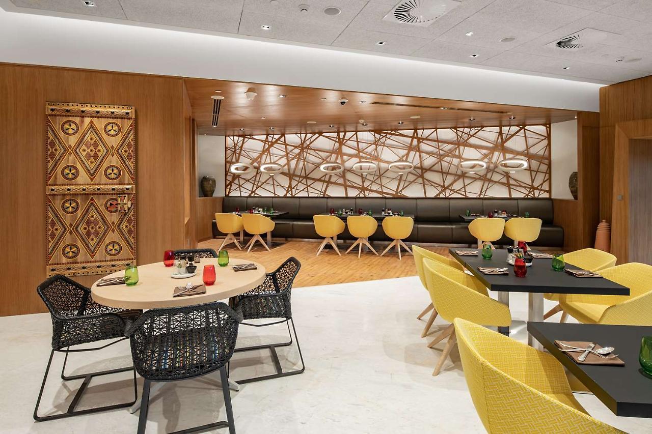 Radisson Blu Hotel & Residence, Riyadh Diplomatic Quarter ภายนอก รูปภาพ
