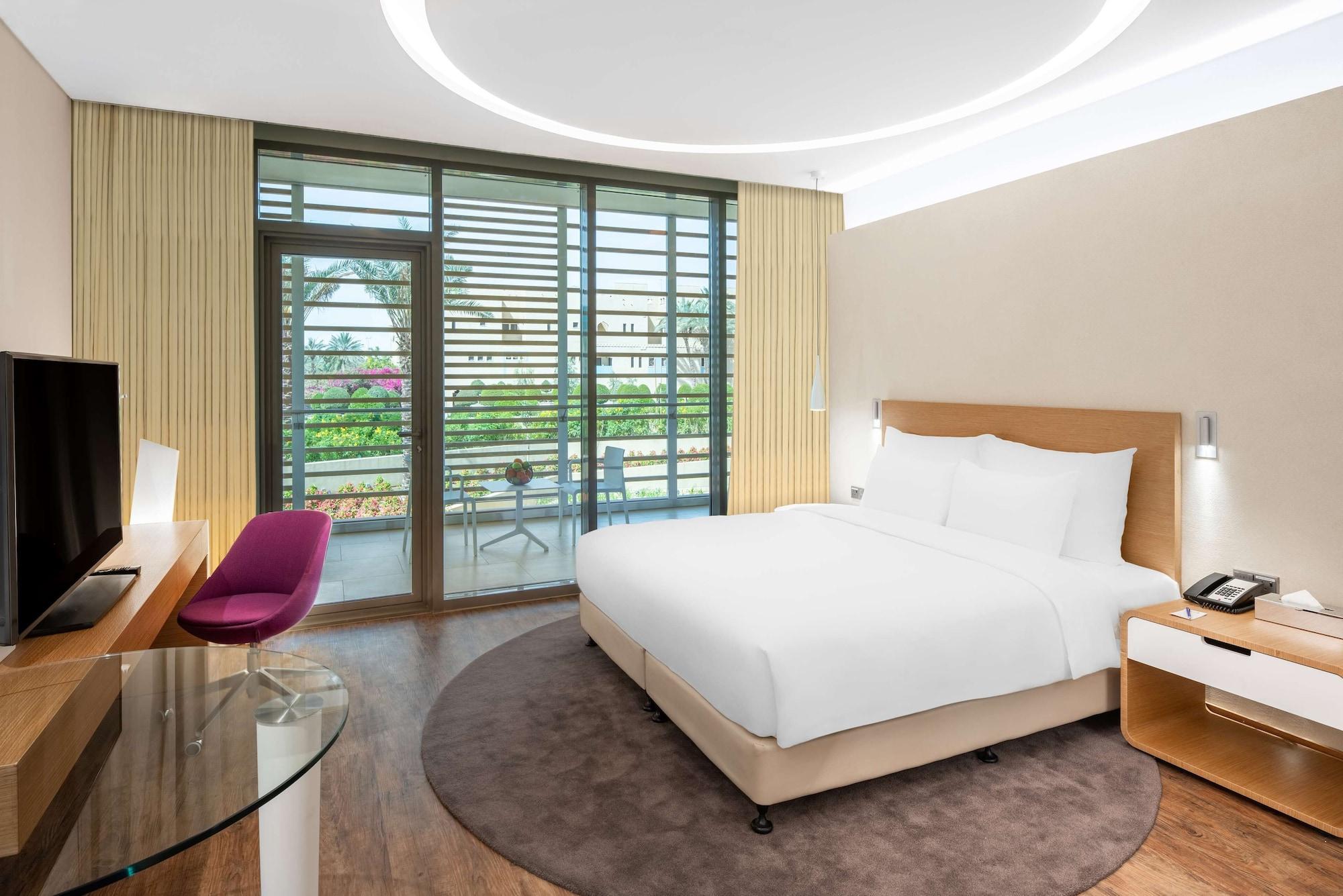 Radisson Blu Hotel & Residence, Riyadh Diplomatic Quarter ภายนอก รูปภาพ