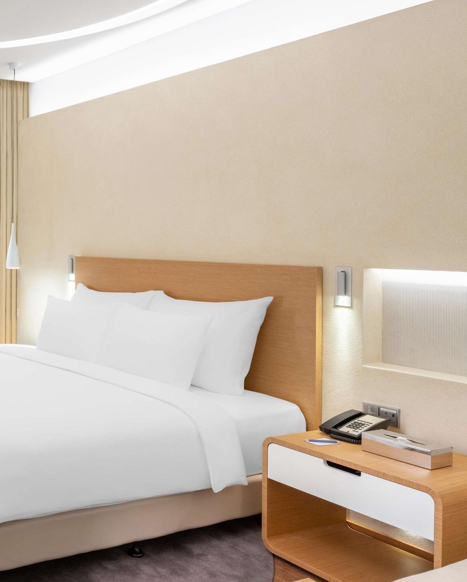 Radisson Blu Hotel & Residence, Riyadh Diplomatic Quarter ภายนอก รูปภาพ