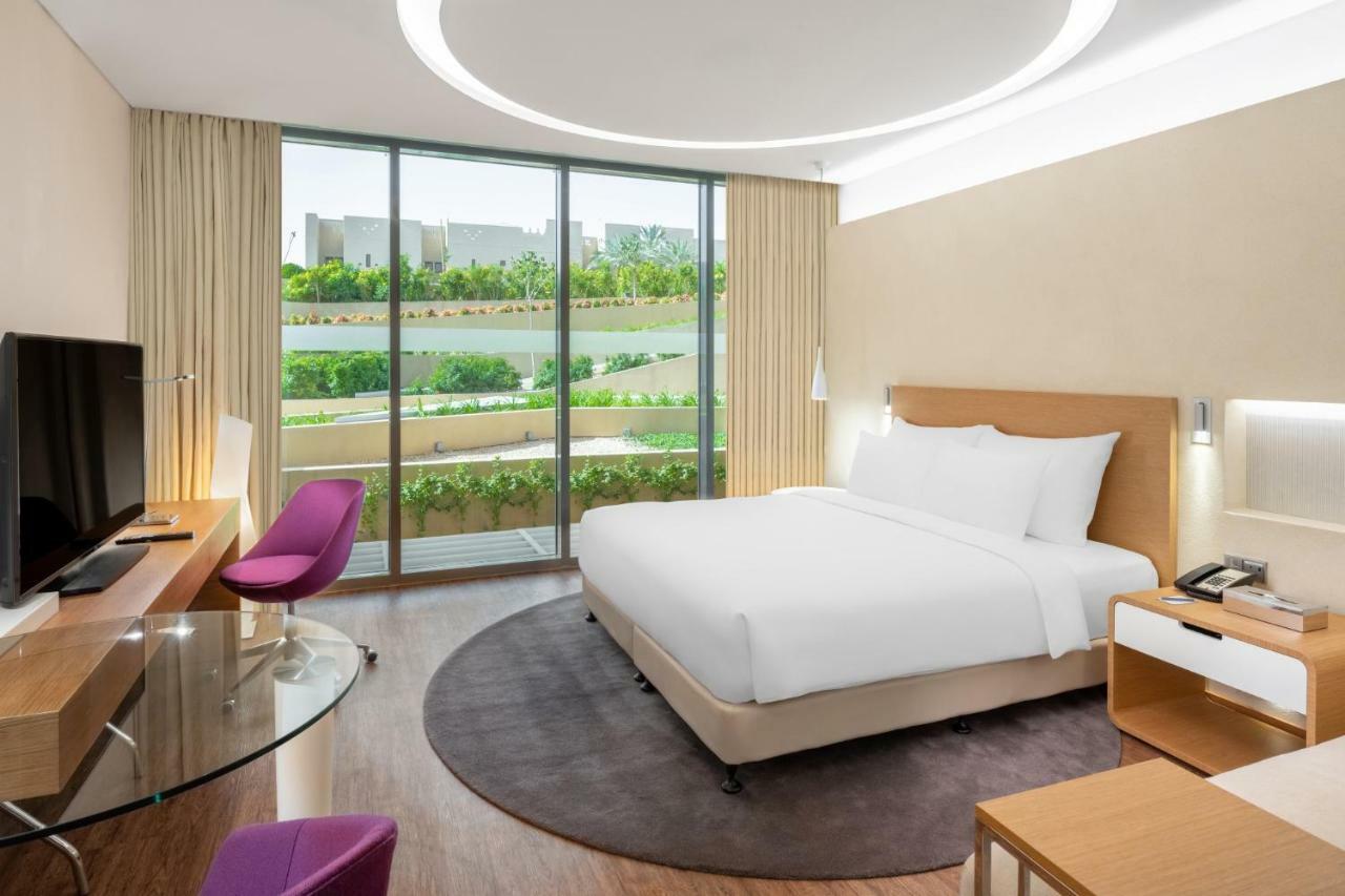 Radisson Blu Hotel & Residence, Riyadh Diplomatic Quarter ภายนอก รูปภาพ